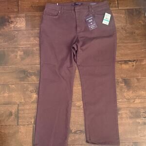 Gloria Vanderbilt Amanda Jeans Women Port Wine Slimming Tapered Leg 16 P Short